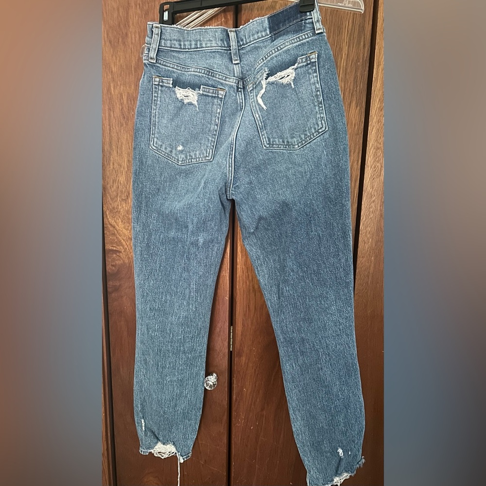 A&F High Rise Mom Jean - Picture 2 of 3